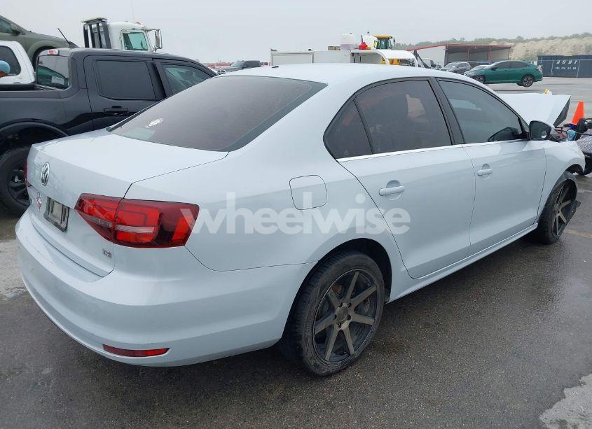 Photo 4 of 2017 Volkswagen Jetta 1.4T S (VIN 3VW167AJXHM381008)