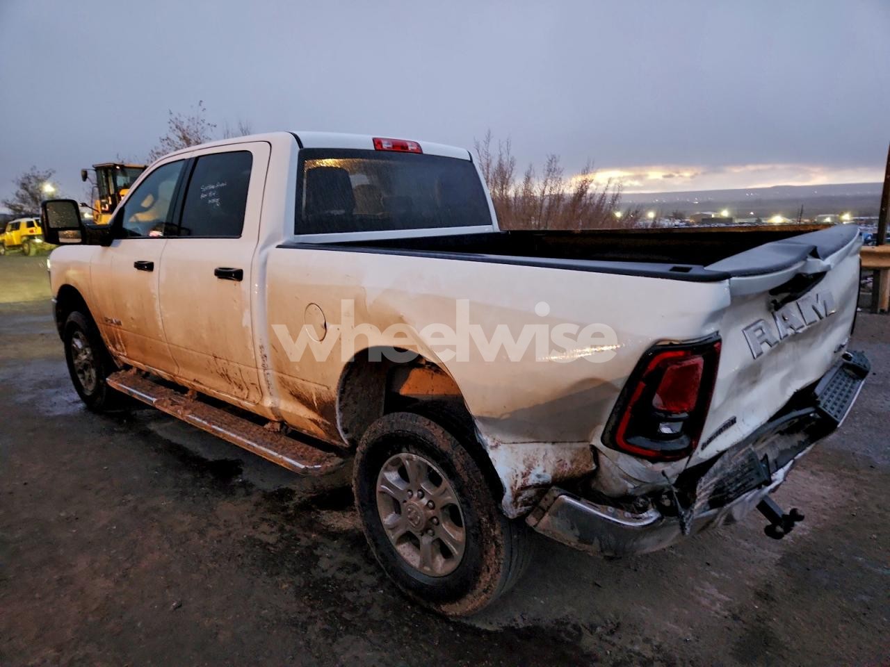 Photo 2 of 2025 RAM 2500 BIG HORN (VIN 3VW1K7AJ0BM042549)