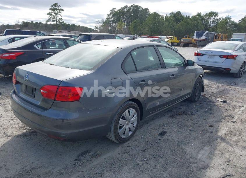 Photo 4 of 2012 Volkswagen Jetta 2.0L S (VIN 3VW1K7AJ0CM354419)