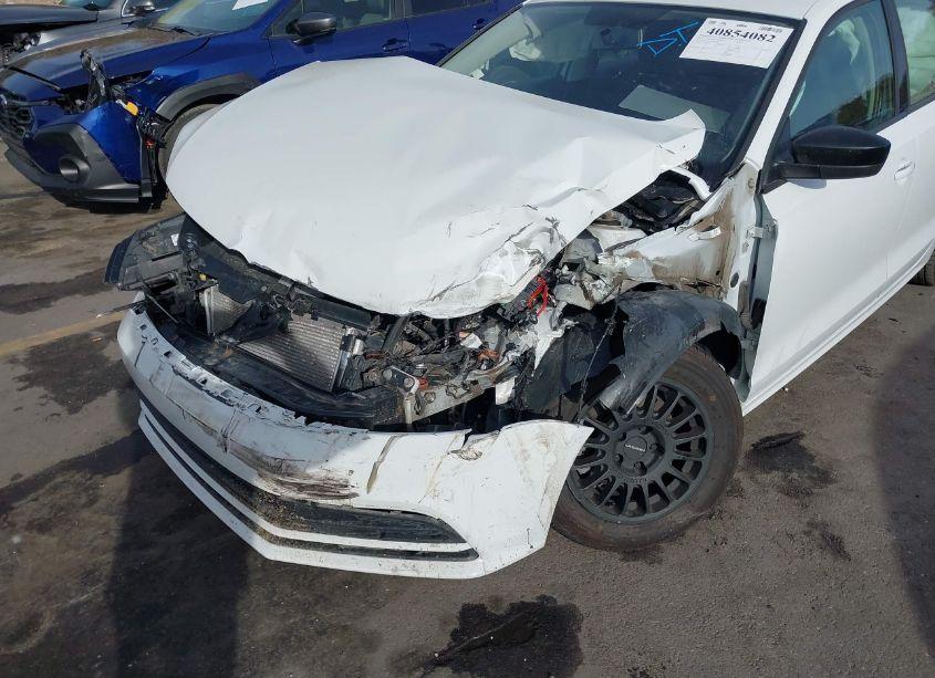 Photo 6 of 2015 Volkswagen Jetta 2.0L S (VIN 3VW1K7AJ0FM307508)