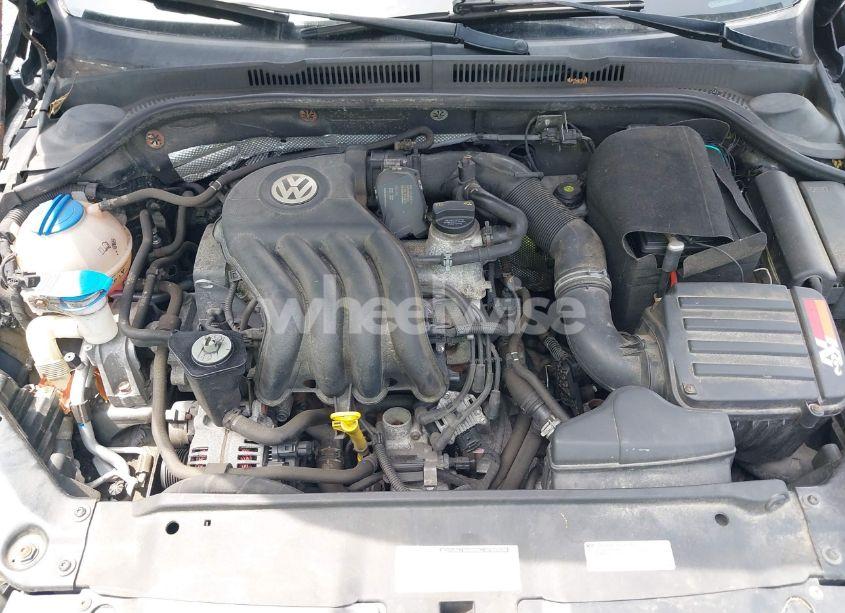 Photo 10 of 2015 Volkswagen Jetta 2.0L S (VIN 3VW1K7AJ0FM342680)