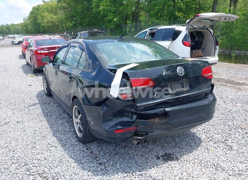 Photo 6 of 2015 Volkswagen Jetta 2.0L S (VIN 3VW1K7AJ0FM342680)