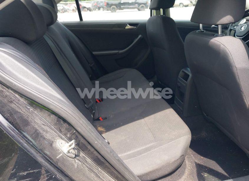 Photo 8 of 2015 Volkswagen Jetta 2.0L S (VIN 3VW1K7AJ0FM342680)