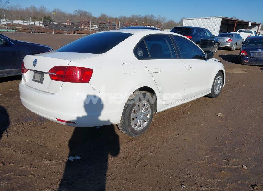 Photo 4 of 2012 Volkswagen Jetta 2.0L S (VIN 3VW1K7AJ1CM426552)