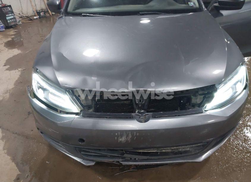 Photo 6 of 2014 Volkswagen Jetta 2.0L S (VIN 3VW1K7AJ1EM370678)