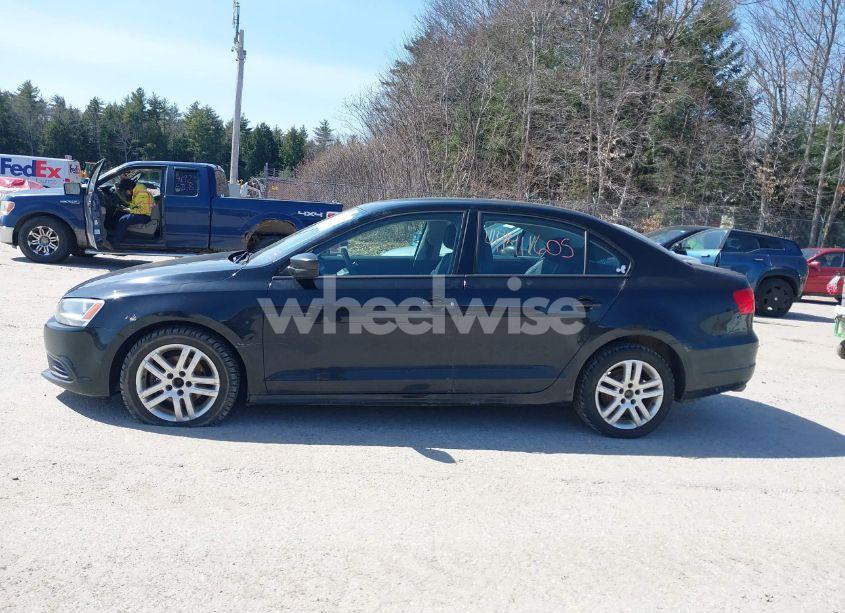 Photo 14 of 2012 Volkswagen Jetta 2.0L S (VIN 3VW1K7AJ2CM336911)