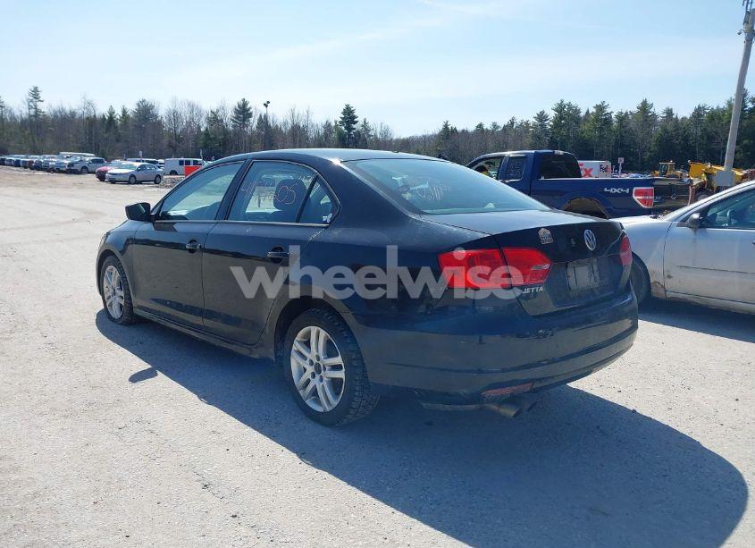 Photo 3 of 2012 Volkswagen Jetta 2.0L S (VIN 3VW1K7AJ2CM336911)