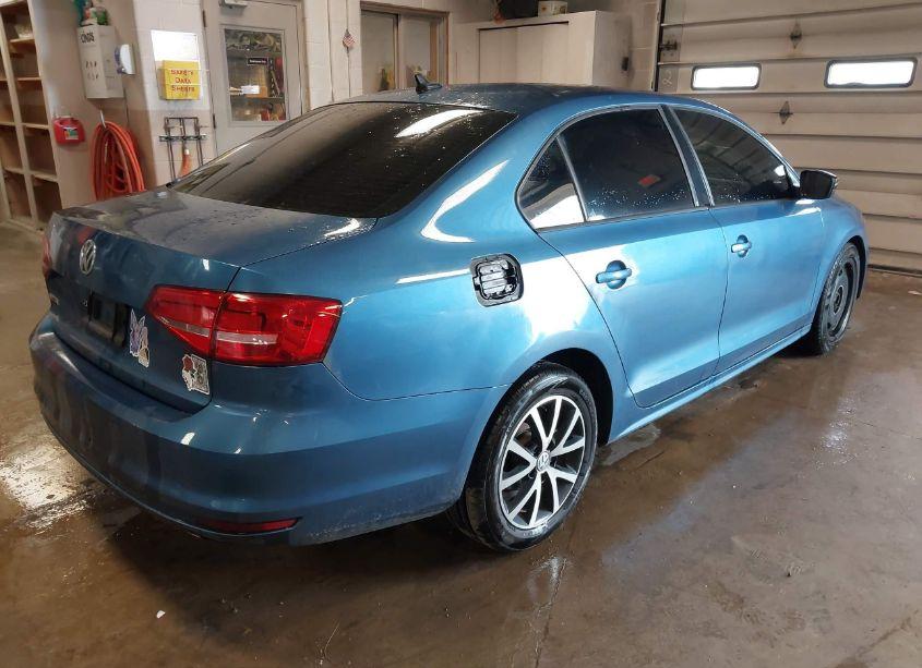 Photo 4 of 2015 Volkswagen Jetta 2.0L S (VIN 3VW1K7AJ2FM298729)