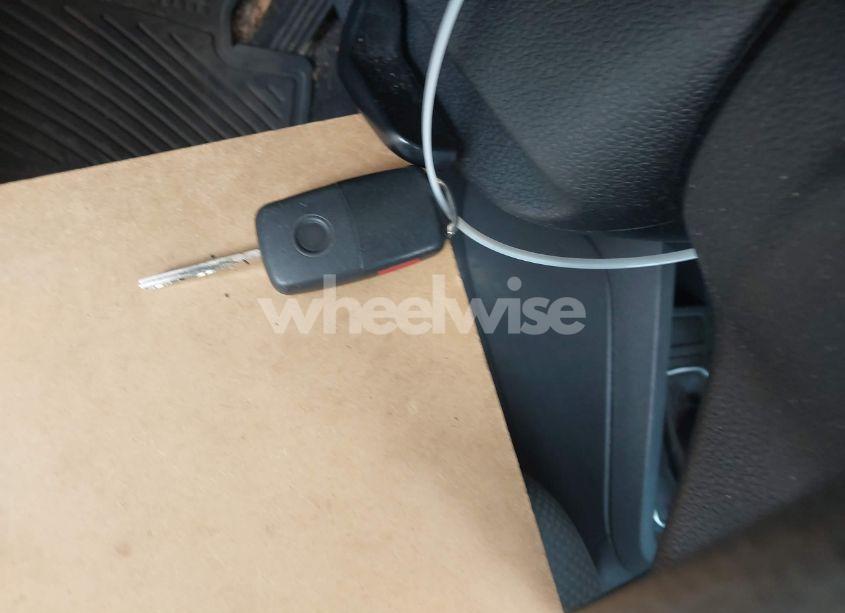 Photo 11 of 2011 Volkswagen Jetta 2.0L S (VIN 3VW1K7AJ3BM364957)