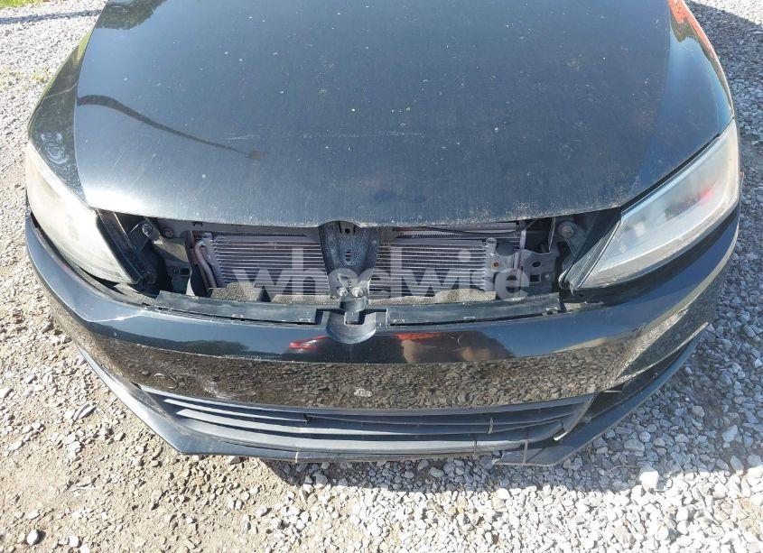 Photo 6 of 2012 Volkswagen Jetta 2.0L S (VIN 3VW1K7AJ4CM377511)