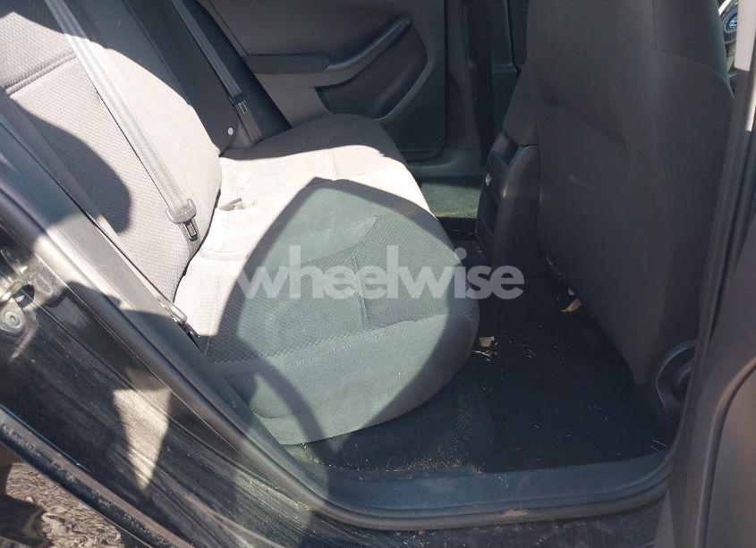 Photo 8 of 2012 Volkswagen Jetta 2.0L S (VIN 3VW1K7AJ4CM377511)