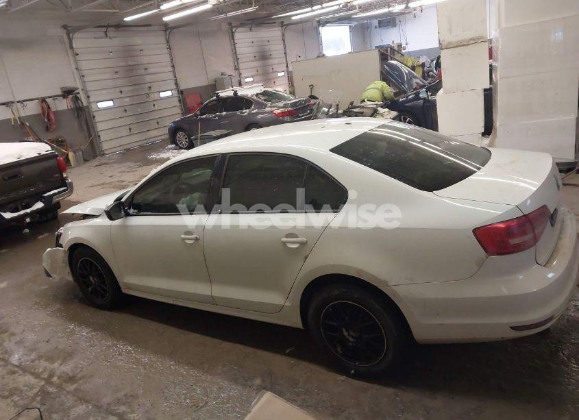 Photo 14 of 2015 Volkswagen Jetta 2.0L S (VIN 3VW1K7AJ4FM280524)