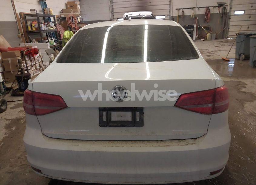 Photo 16 of 2015 Volkswagen Jetta 2.0L S (VIN 3VW1K7AJ4FM280524)