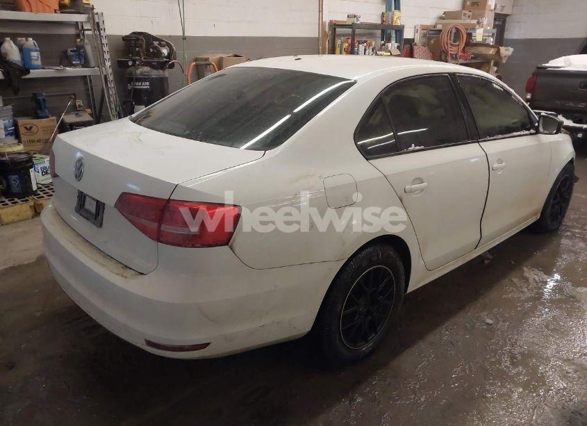 Photo 4 of 2015 Volkswagen Jetta 2.0L S (VIN 3VW1K7AJ4FM280524)