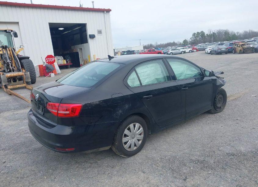 Photo 4 of 2015 Volkswagen Jetta 2.0L S (VIN 3VW1K7AJ4FM342665)