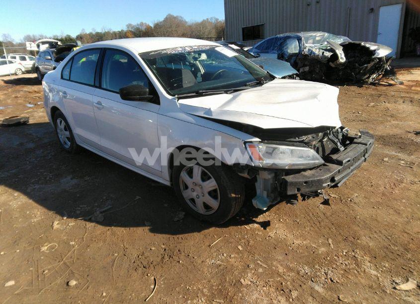 2011 Volkswagen Jetta 2.0L S (VIN 3VW1K7AJ6BM042846) main photo