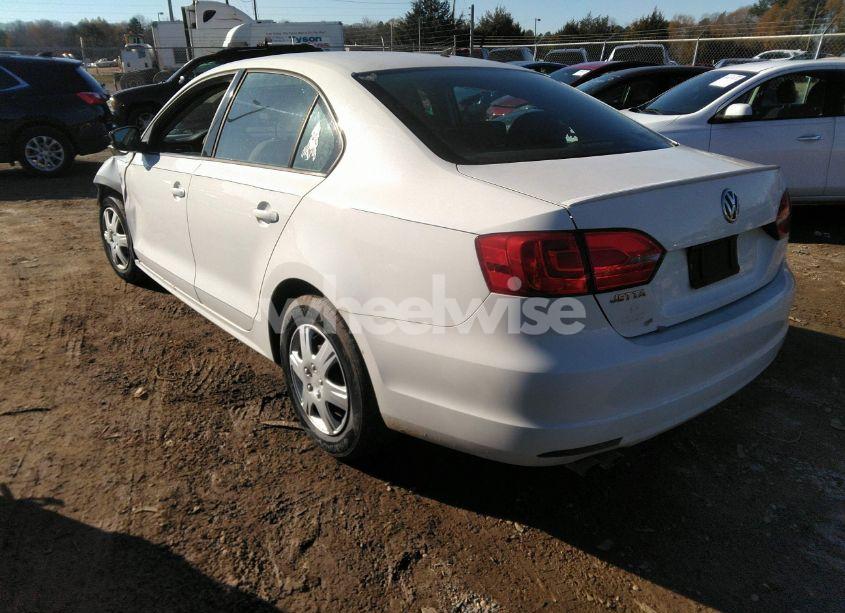 Photo 3 of 2011 Volkswagen Jetta 2.0L S (VIN 3VW1K7AJ6BM042846)