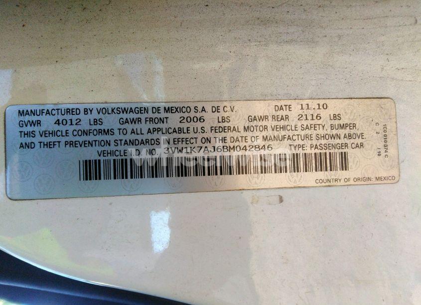 Photo 9 of 2011 Volkswagen Jetta 2.0L S (VIN 3VW1K7AJ6BM042846)