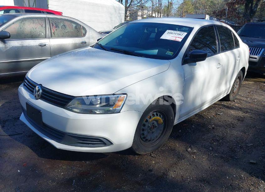 Photo 2 of 2012 Volkswagen Jetta 2.0L S (VIN 3VW1K7AJ6CM428362)