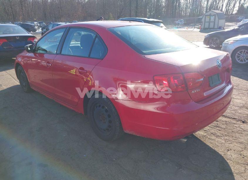 Photo 3 of 2013 Volkswagen Jetta 2.0L S (VIN 3VW1K7AJ6DM205711)