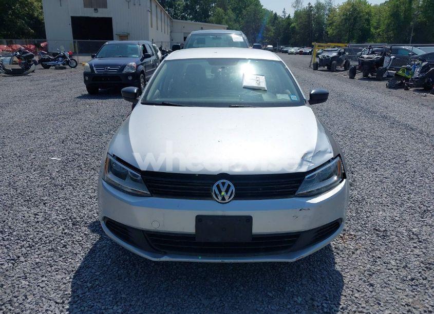 Photo 6 of 2014 Volkswagen Jetta 2.0L S (VIN 3VW1K7AJ6EM333058)
