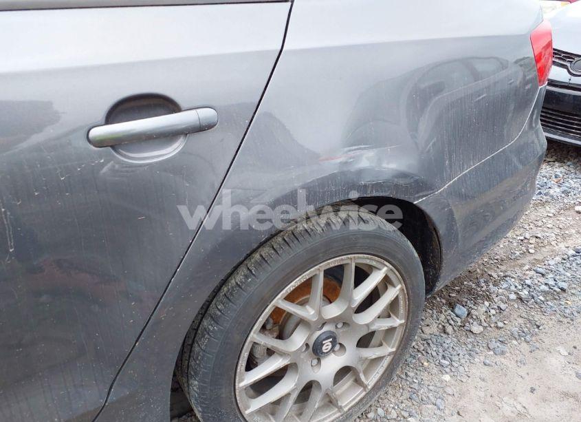 Photo 17 of 2015 Volkswagen Jetta 2.0L S (VIN 3VW1K7AJ6FM278824)