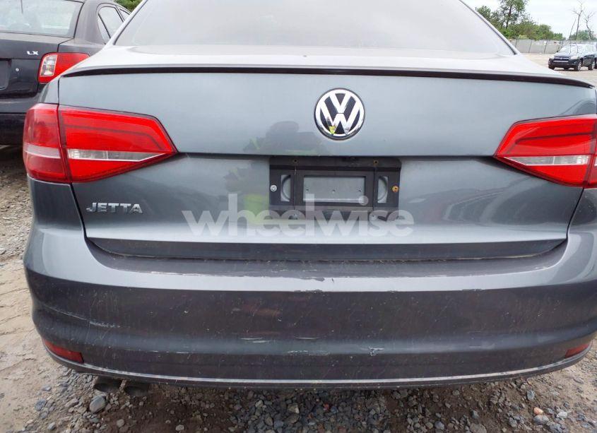 Photo 18 of 2015 Volkswagen Jetta 2.0L S (VIN 3VW1K7AJ6FM278824)