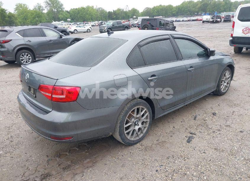 Photo 4 of 2015 Volkswagen Jetta 2.0L S (VIN 3VW1K7AJ6FM278824)