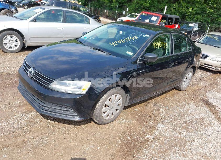 Photo 2 of 2015 Volkswagen Jetta 2.0L S (VIN 3VW1K7AJ6FM406785)