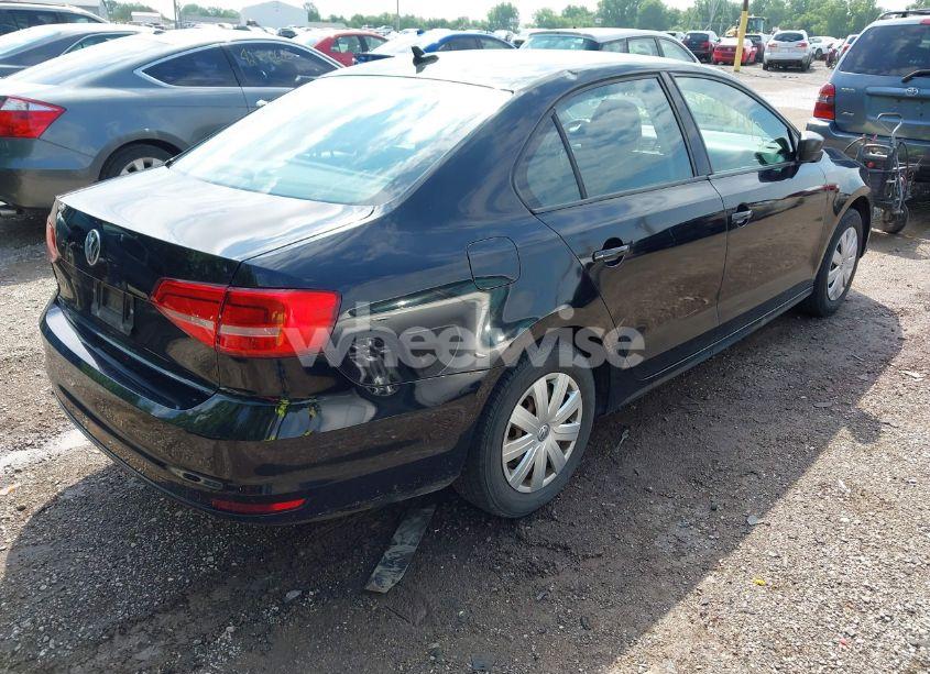Photo 4 of 2015 Volkswagen Jetta 2.0L S (VIN 3VW1K7AJ6FM406785)