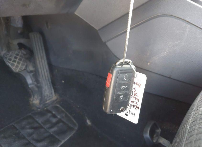 Photo 11 of 2015 Volkswagen Jetta 2.0L S (VIN 3VW1K7AJ6FM419830)