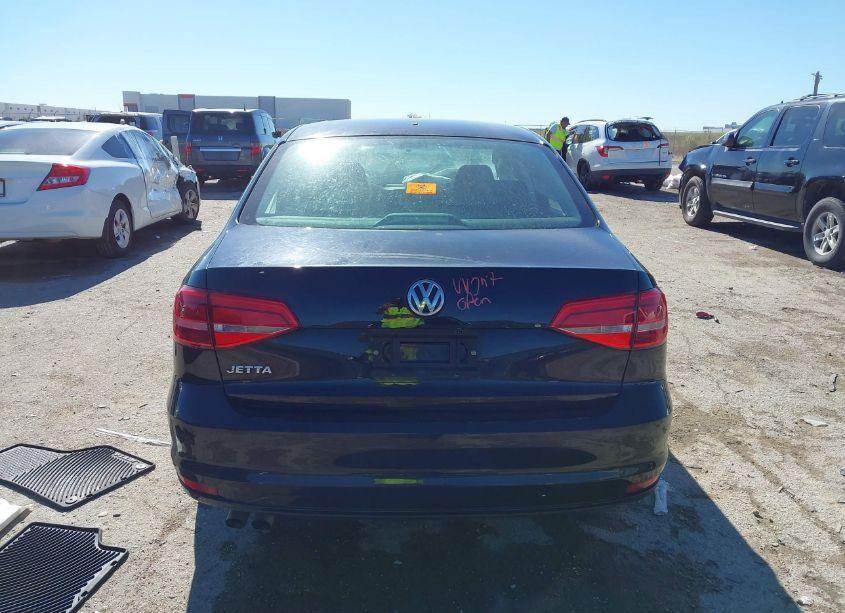 Photo 16 of 2015 Volkswagen Jetta 2.0L S (VIN 3VW1K7AJ6FM419830)