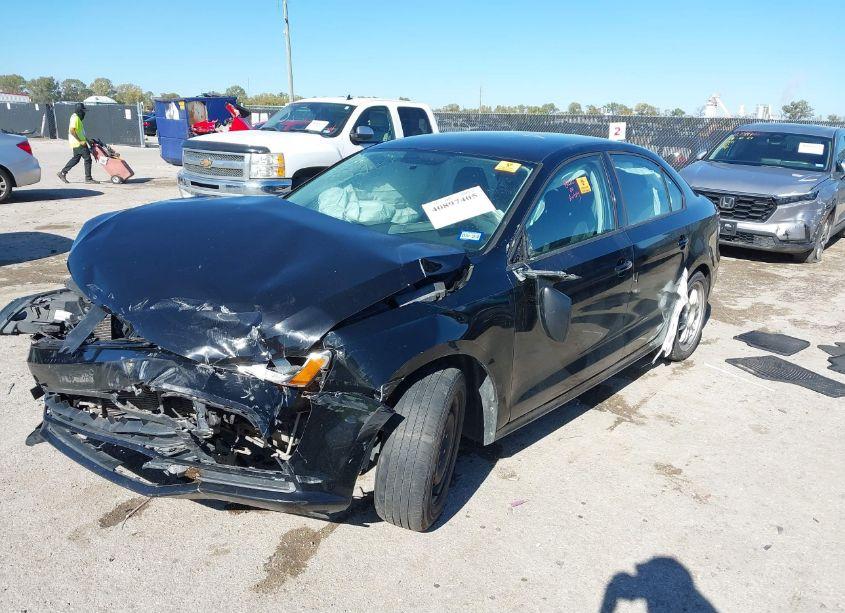 Photo 2 of 2015 Volkswagen Jetta 2.0L S (VIN 3VW1K7AJ6FM419830)