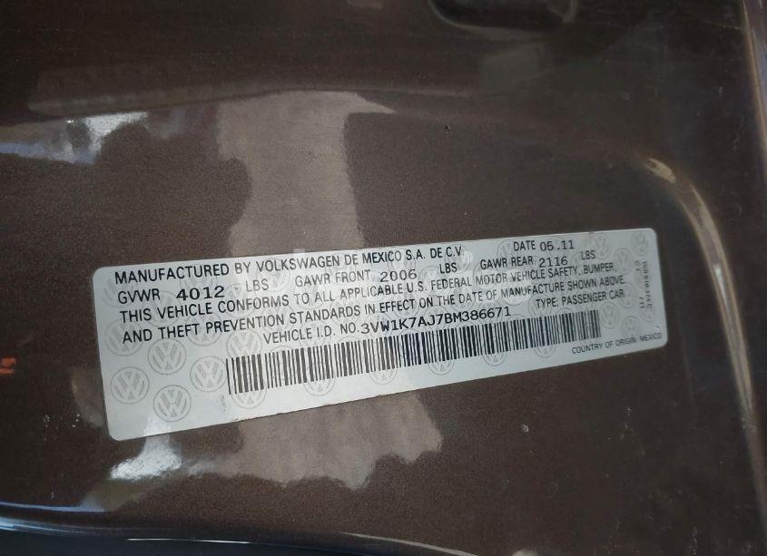 Photo 9 of 2011 Volkswagen Jetta 2.0L S (VIN 3VW1K7AJ7BM386671)