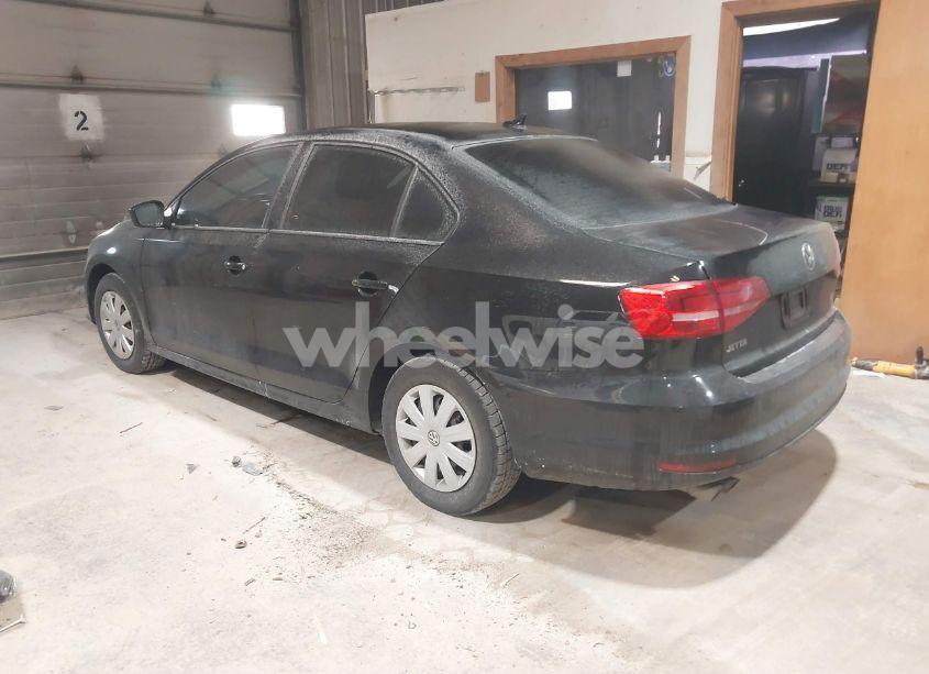 Photo 3 of 2015 Volkswagen Jetta 2.0L S (VIN 3VW1K7AJ7FM290948)