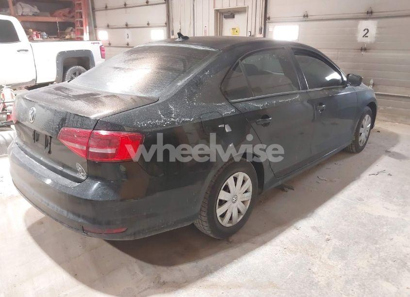 Photo 4 of 2015 Volkswagen Jetta 2.0L S (VIN 3VW1K7AJ7FM290948)