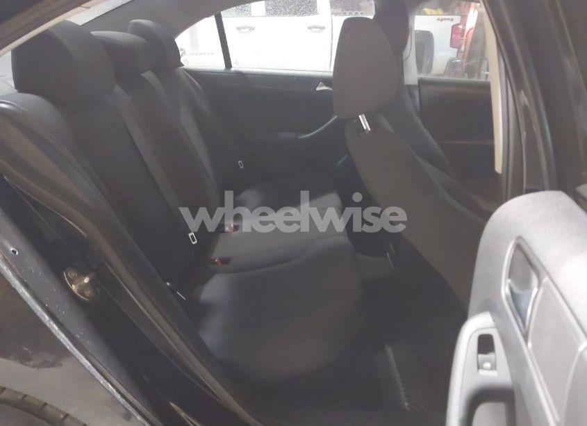 Photo 8 of 2015 Volkswagen Jetta 2.0L S (VIN 3VW1K7AJ7FM290948)