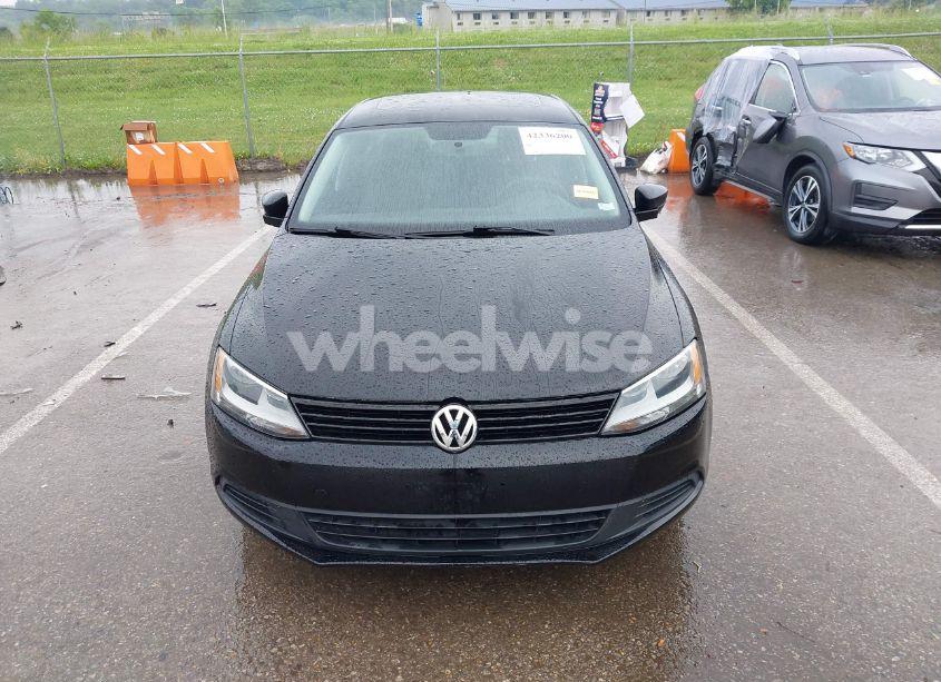 Photo 12 of 2013 Volkswagen Jetta 2.0L S (VIN 3VW1K7AJ8DM385984)