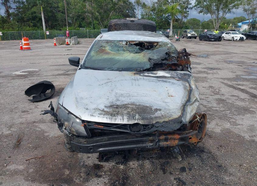 Photo 11 of 2014 Volkswagen Jetta 2.0L S (VIN 3VW1K7AJ8EM394623)