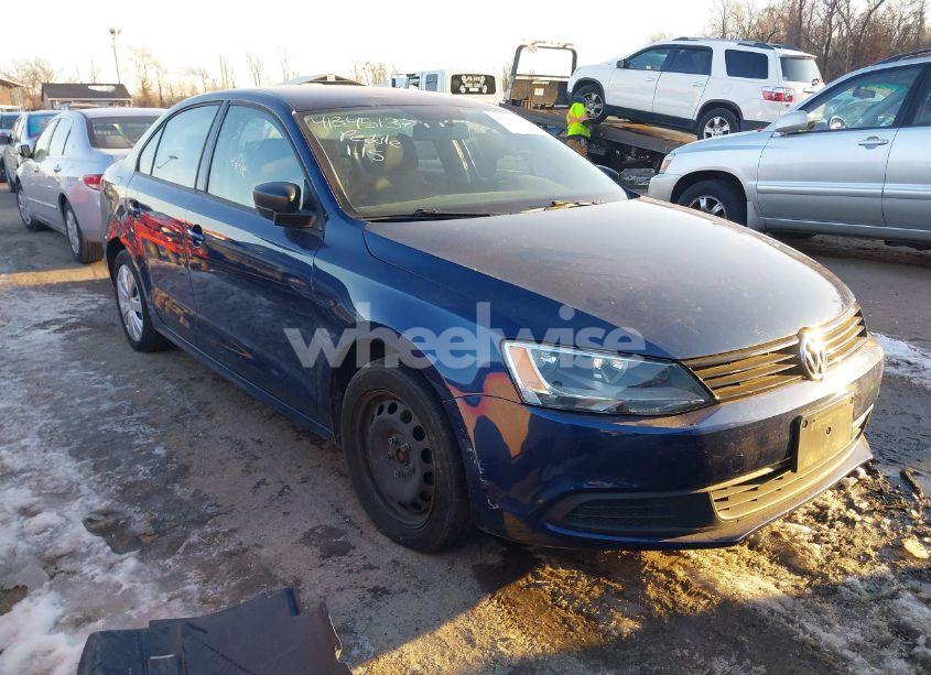 2011 Volkswagen Jetta 2.0L S (VIN 3VW1K7AJ9BM018962) main photo