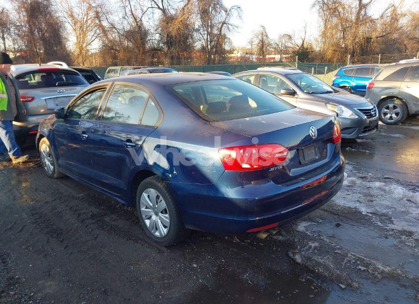 Photo 3 of 2011 Volkswagen Jetta 2.0L S (VIN 3VW1K7AJ9BM018962)