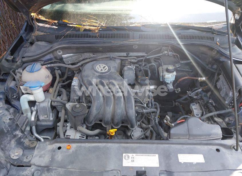 Photo 10 of 2012 Volkswagen Jetta 2.0L S (VIN 3VW1K7AJ9CM365905)