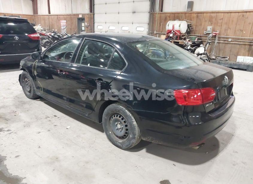 Photo 3 of 2012 Volkswagen Jetta 2.0L S (VIN 3VW1K7AJ9CM472825)