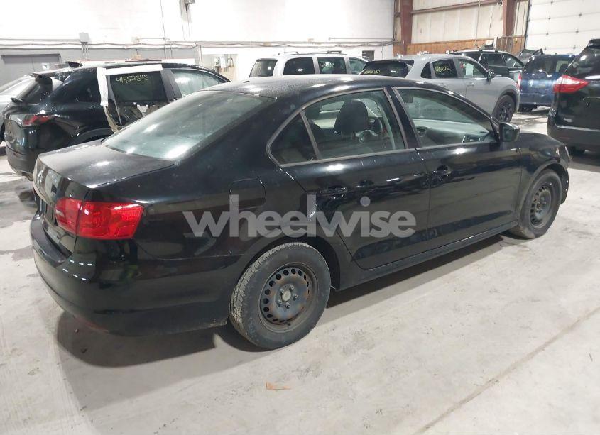 Photo 4 of 2012 Volkswagen Jetta 2.0L S (VIN 3VW1K7AJ9CM472825)