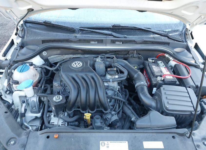 Photo 10 of 2013 Volkswagen Jetta 2.0L S (VIN 3VW1K7AJ9DM447361)