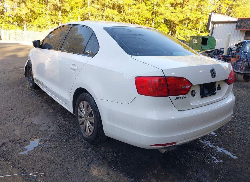 Photo 3 of 2013 Volkswagen Jetta 2.0L S (VIN 3VW1K7AJ9DM447361)