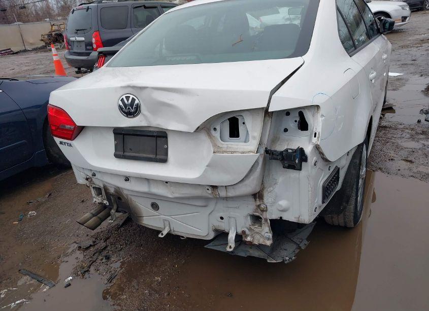 Photo 13 of 2014 Volkswagen Jetta 2.0L S (VIN 3VW1K7AJ9EM369584)