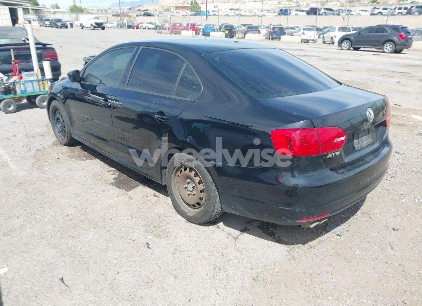 Photo 3 of 2012 Volkswagen Jetta 2.0L S (VIN 3VW1K7AJXCM353455)