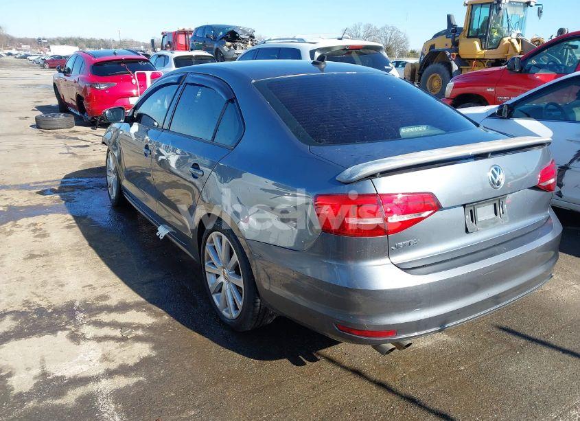 Photo 3 of 2015 Volkswagen Jetta 2.0L S (VIN 3VW1K7AJXFM357980)