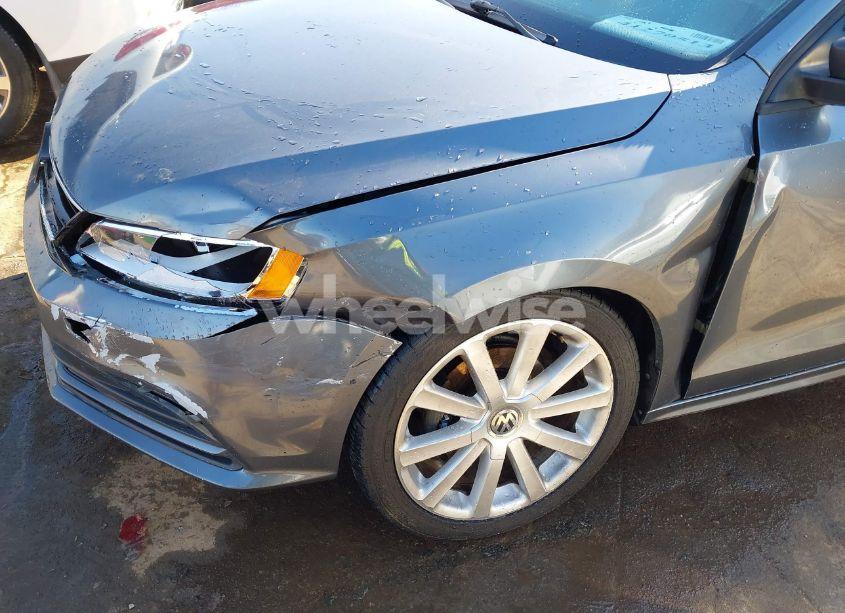 Photo 6 of 2015 Volkswagen Jetta 2.0L S (VIN 3VW1K7AJXFM357980)